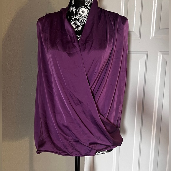 SHEIN pleated Satin Surplice Sleeveless tank Size L NWOT - Picture 7 of 9